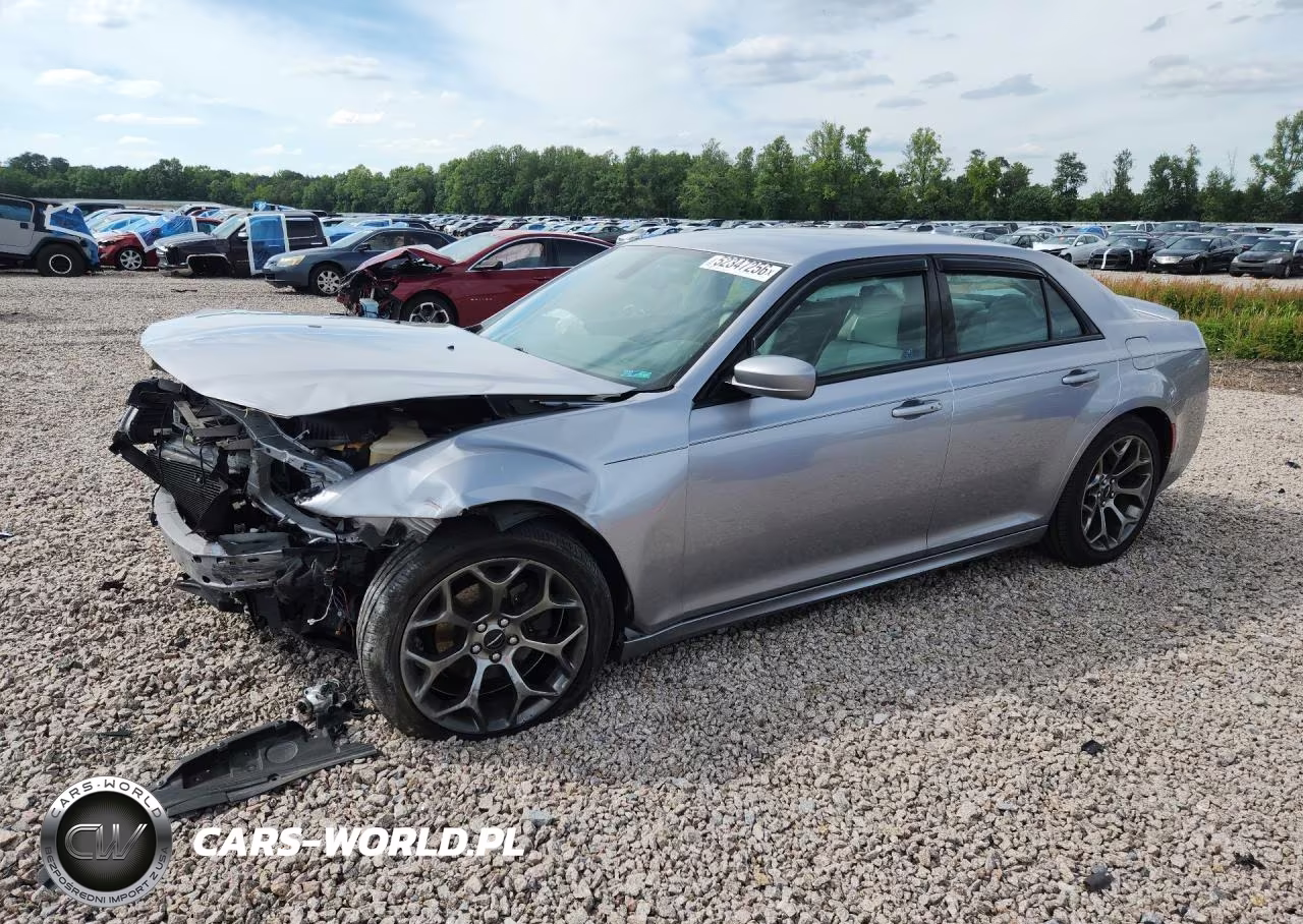 2018 Chrysler 300 S – zdjęcie 1 z 12
