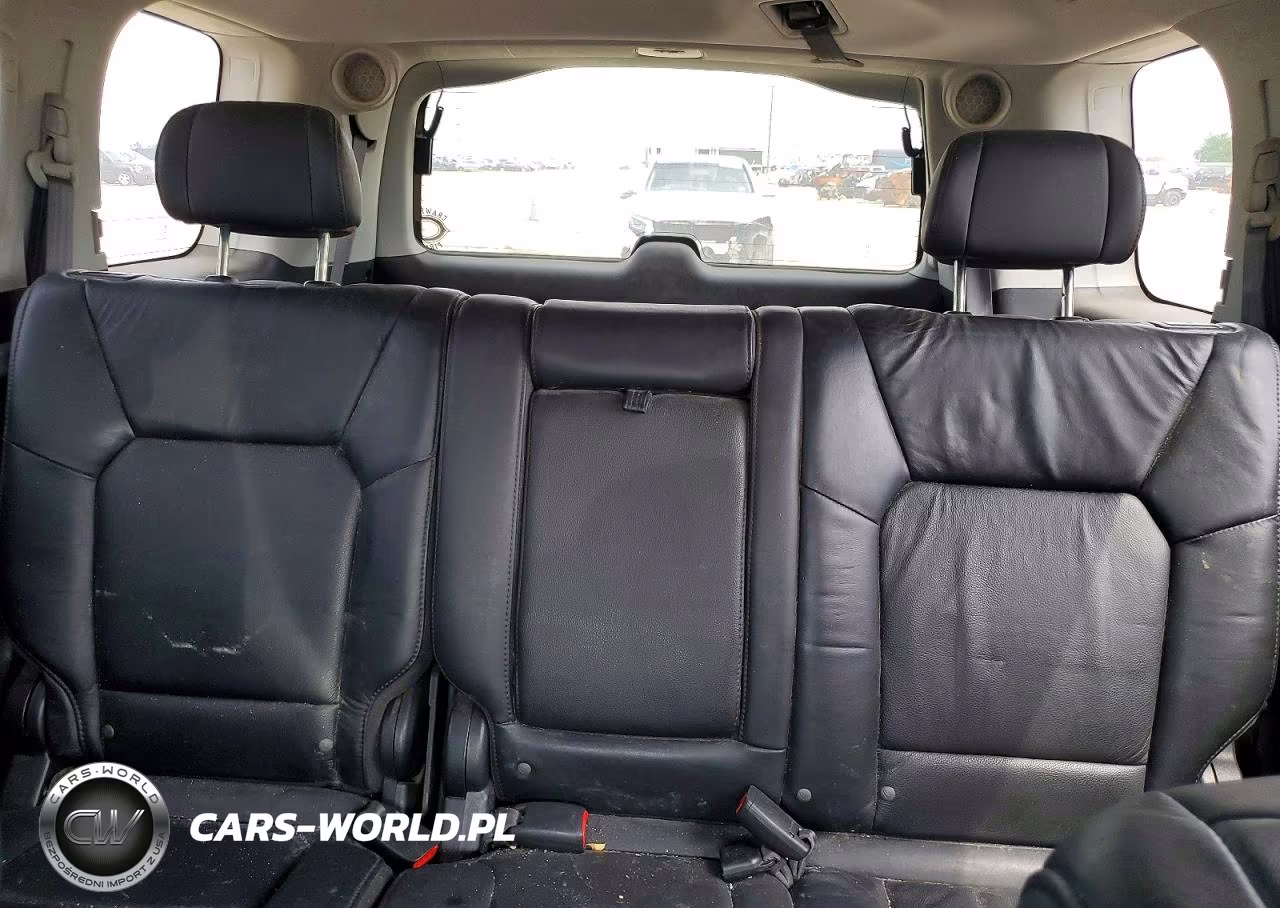 2011 Honda Pilot Touring VIN:5FNYF3H9XBB030682 - 10