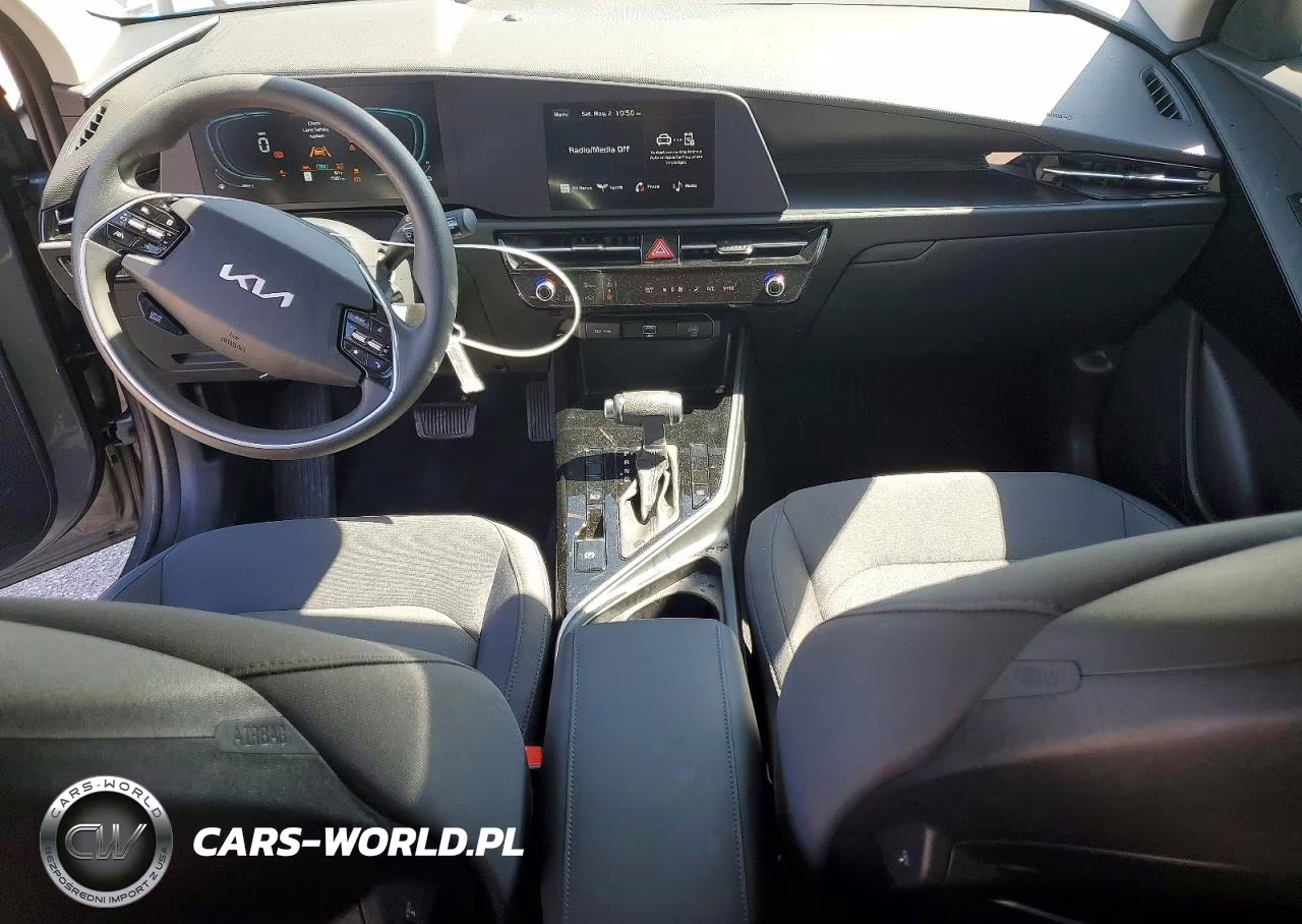 2026 Kia Niro Lx VIN:KNDCP3LE9T5339459 - 8