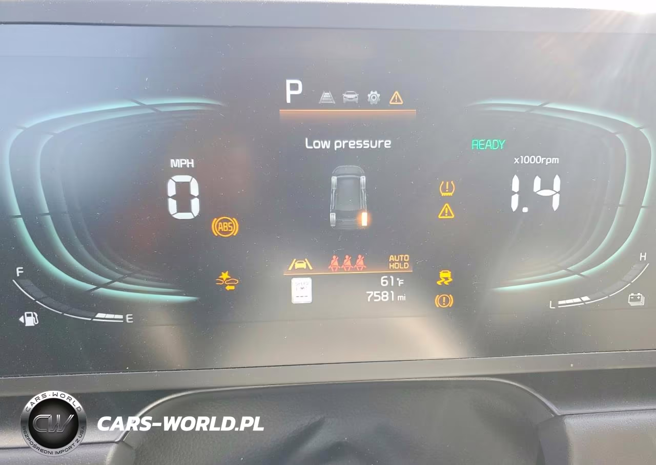 2026 Kia Niro Lx VIN:KNDCP3LE9T5339459 - 9
