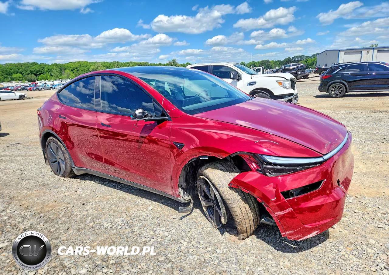 2026 Tesla Model Y VIN:7SAYGDEE9TF558304 - 4