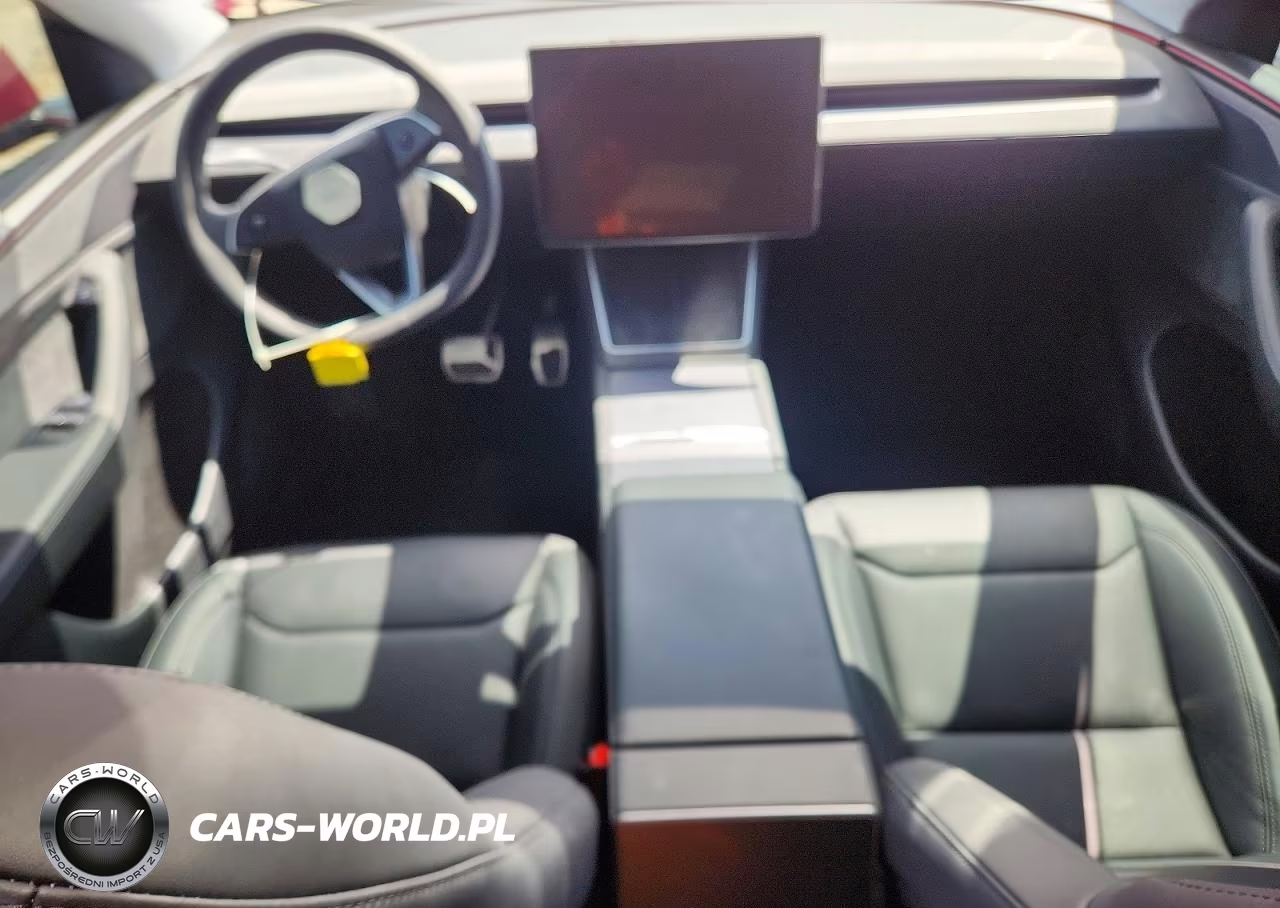 2026 Tesla Model Y VIN:7SAYGDEE9TF558304 - 8