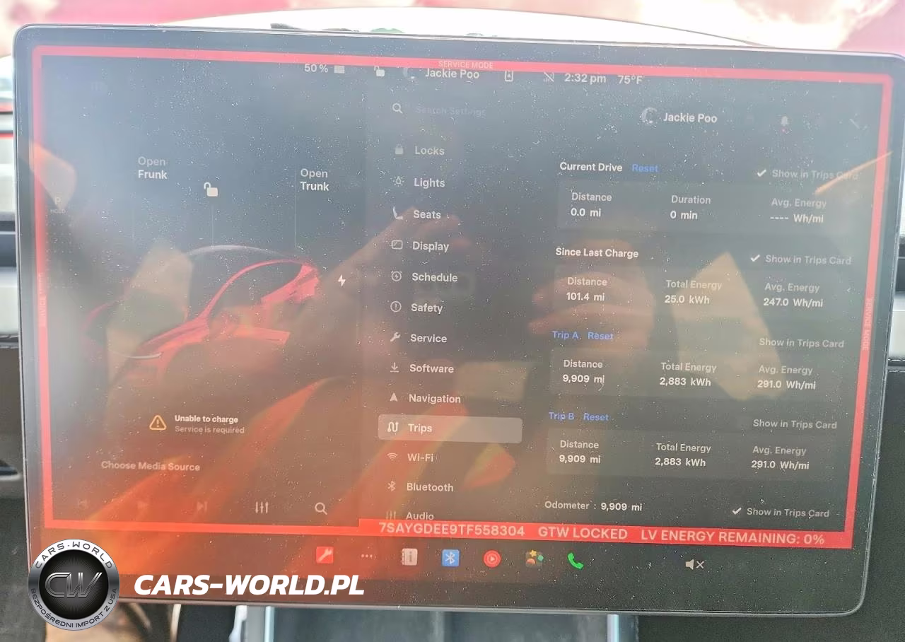 2026 Tesla Model Y VIN:7SAYGDEE9TF558304 - 9