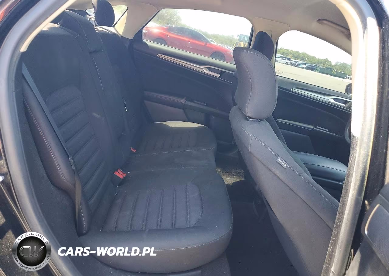 2017 Ford Fusion Se VIN:3FA6P0H7XHR382806 - 10