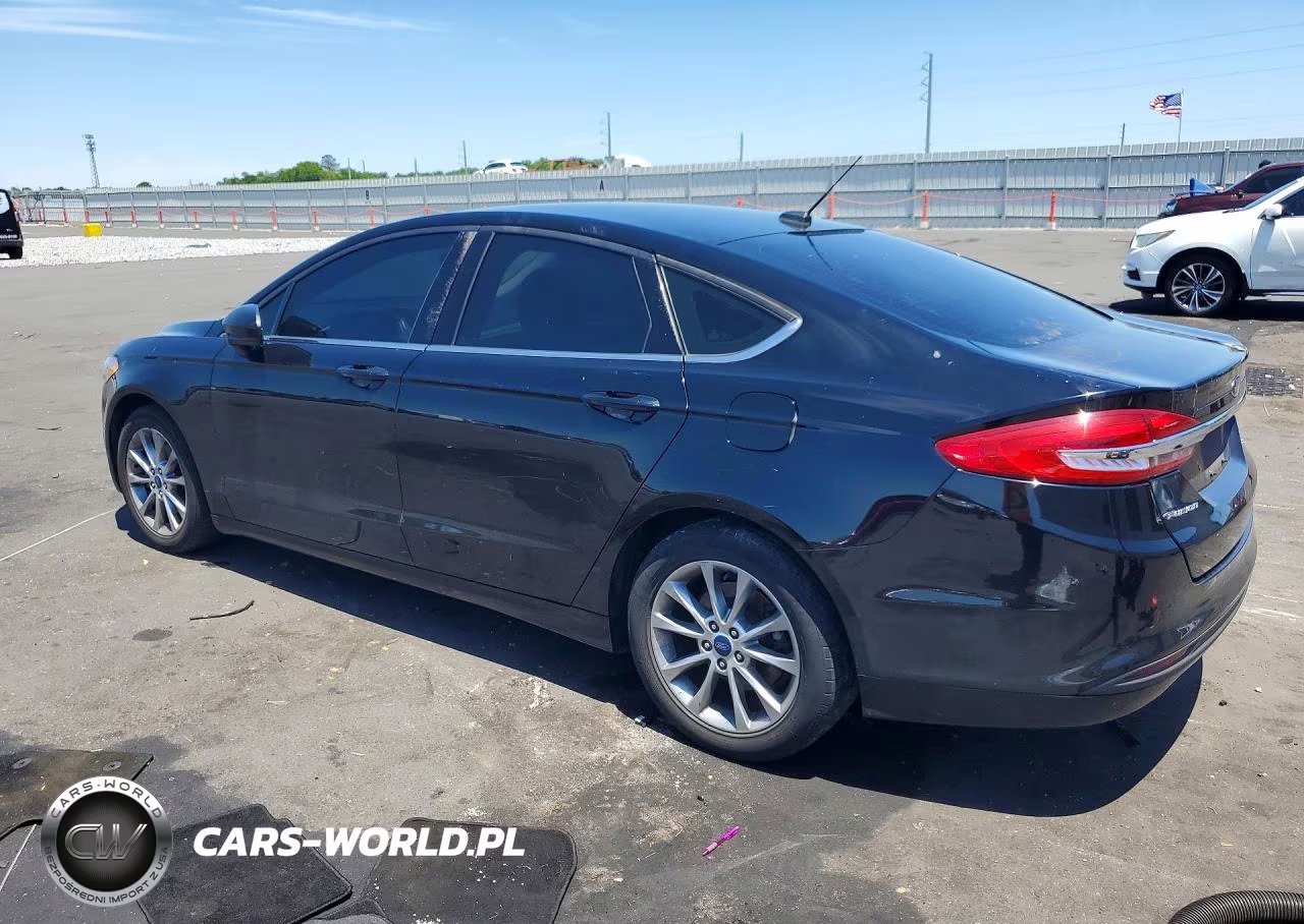 2017 Ford Fusion Se VIN:3FA6P0H7XHR382806 - 2