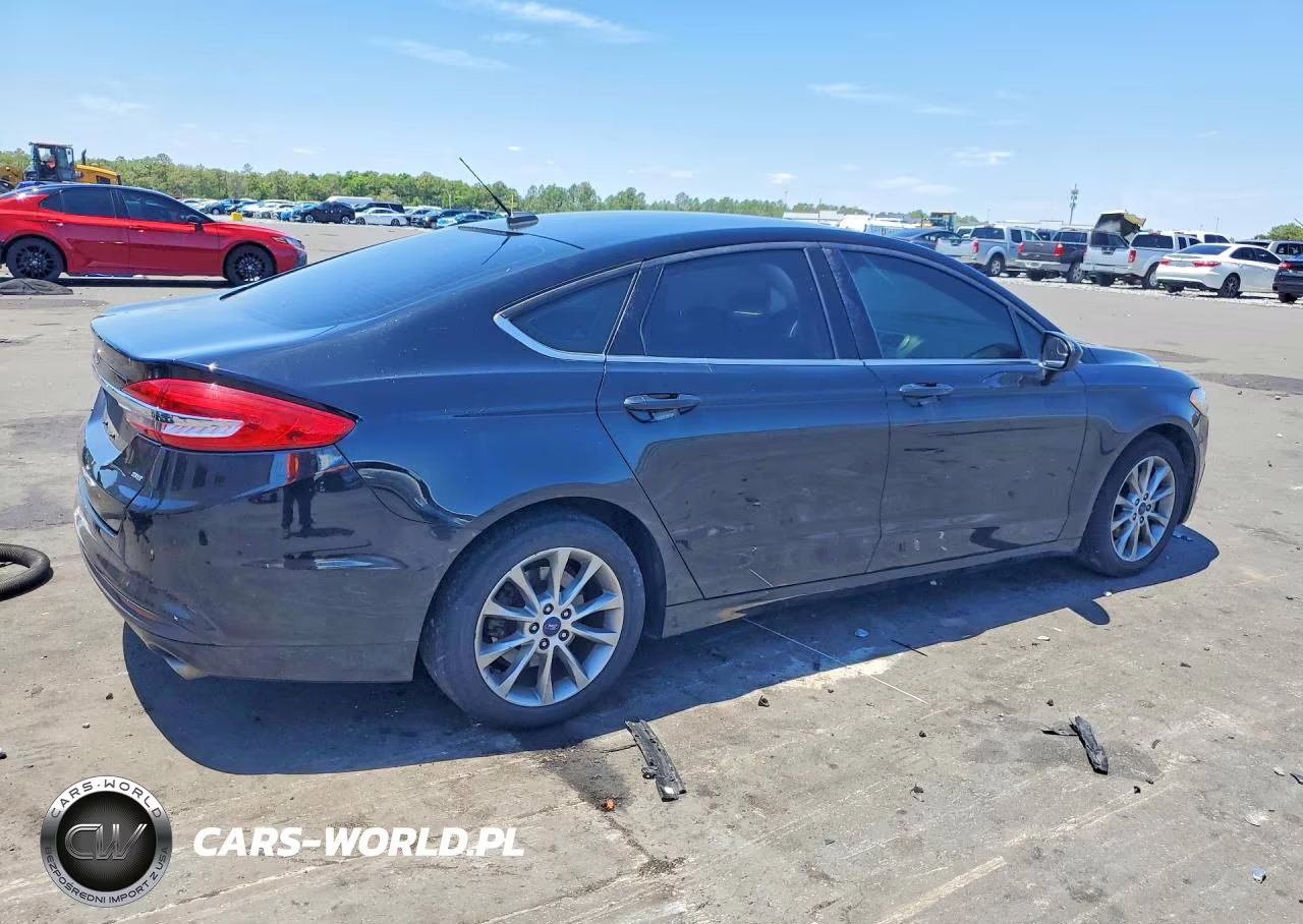 2017 Ford Fusion Se VIN:3FA6P0H7XHR382806 - 3