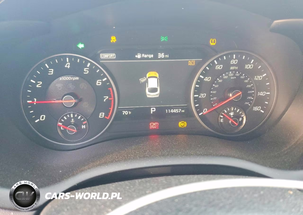 2018 Kia Stinger Premium VIN:KNAE25LA1J6026460 - 9