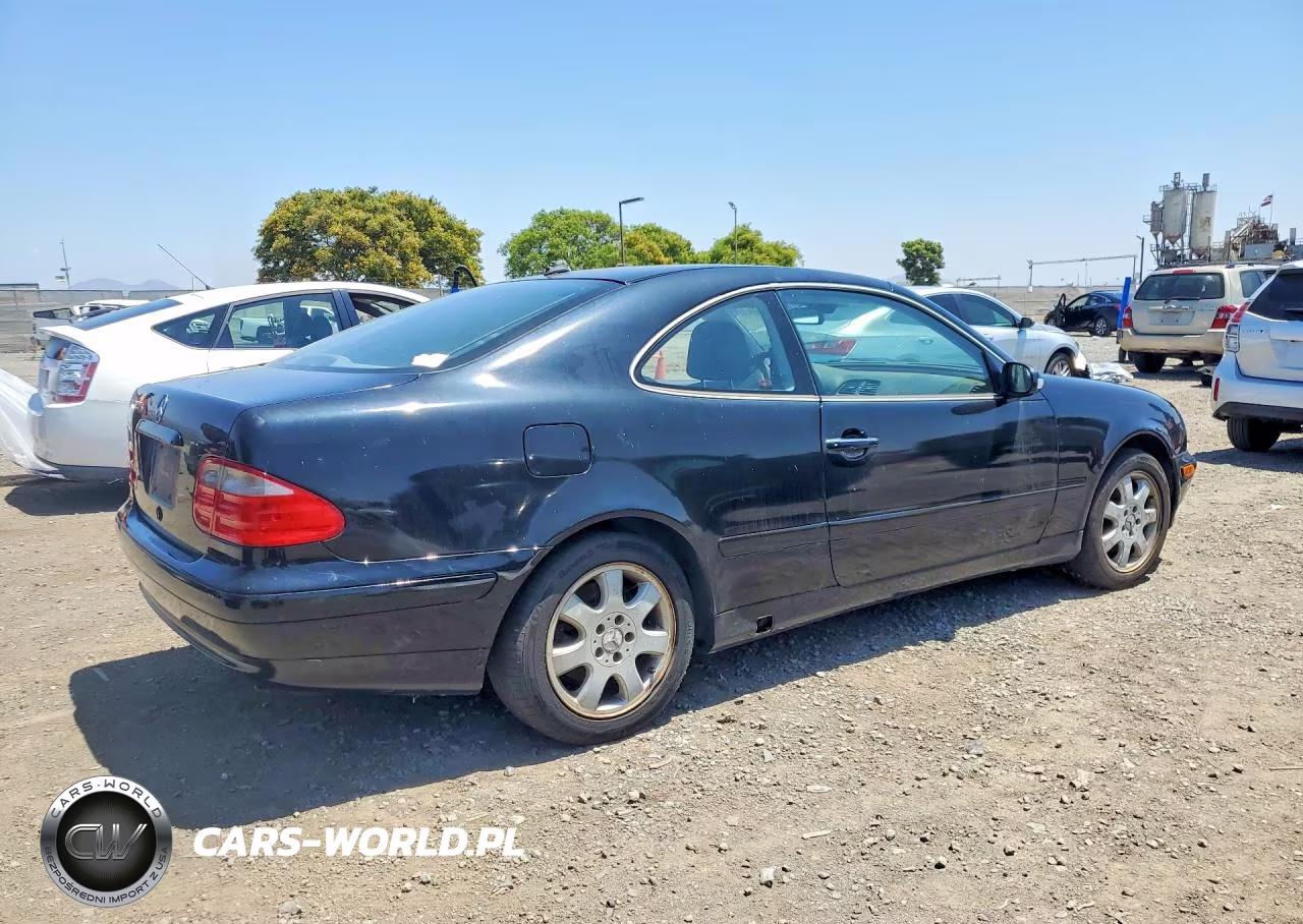 2001 Mercedes-Benz Clk 320 VIN:WDBLJ65G01F185201 - 3