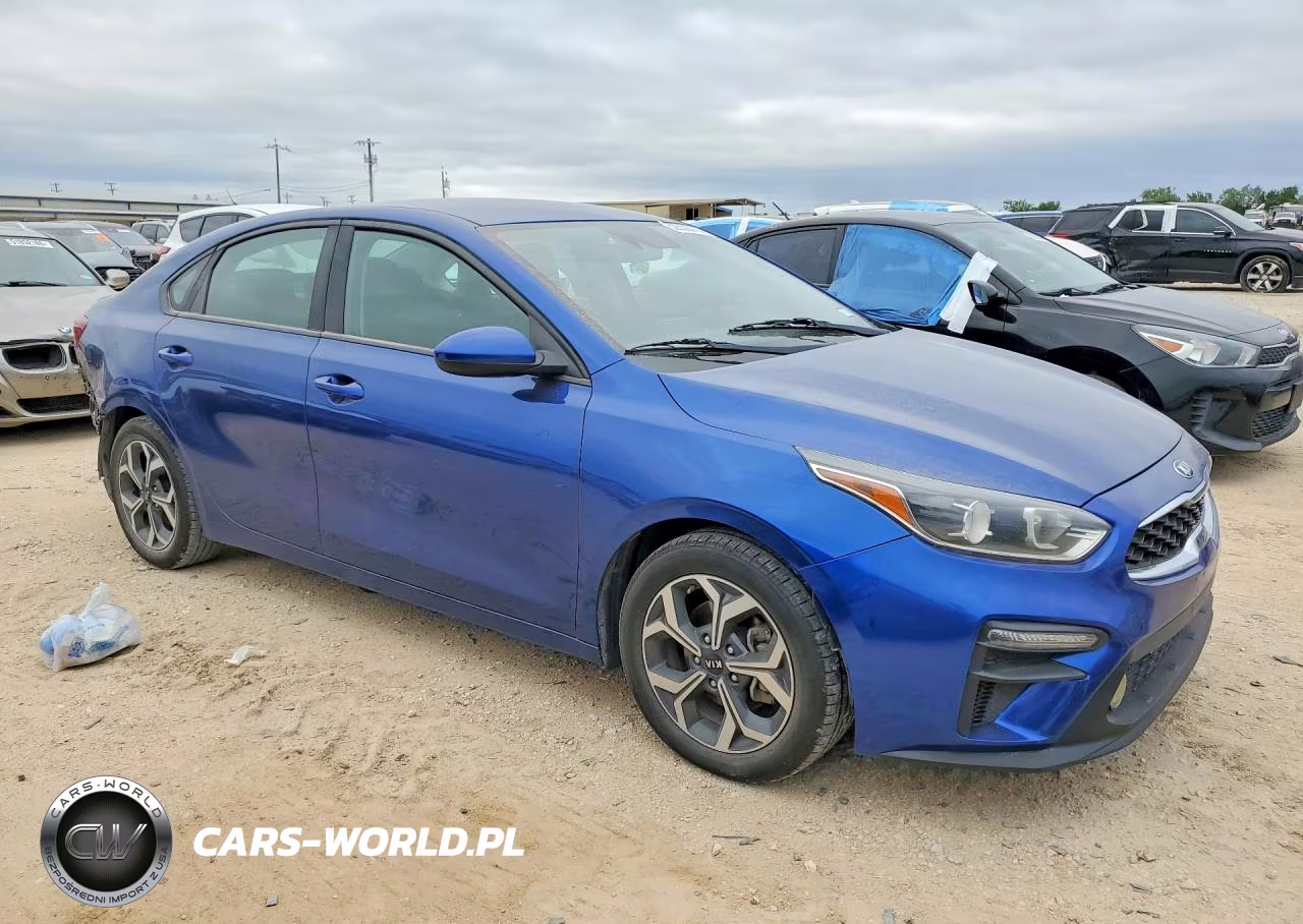 2019 Kia Forte Lxs VIN:3KPF24ADXKE052680 - 4