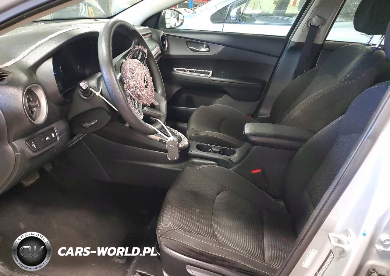 2021 Kia Forte Lxs VIN:3KPF24AD2ME338400 - 7