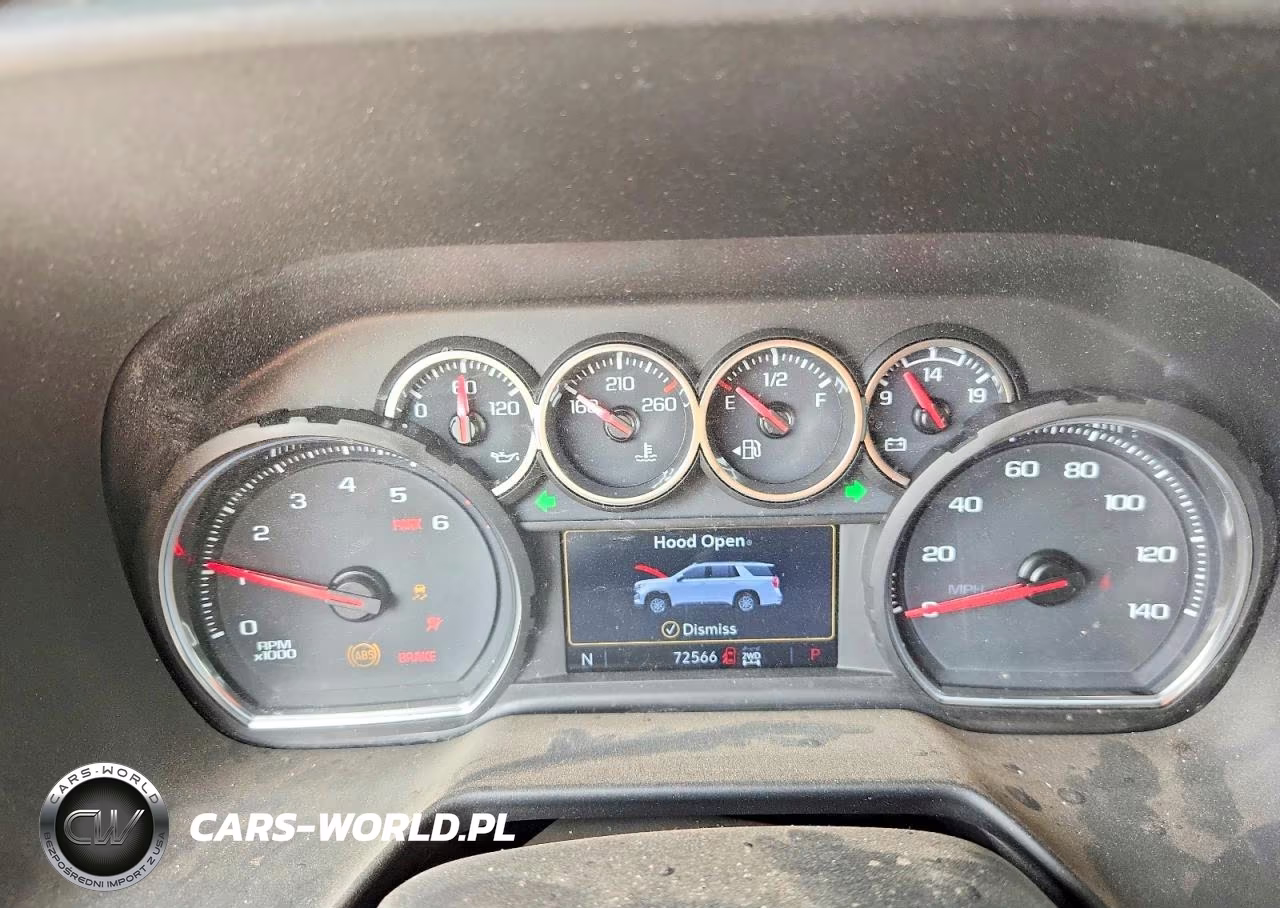 2021 Chevrolet Suburban K1500 Z71 VIN:1GNSKDKD3MR475113 - 9