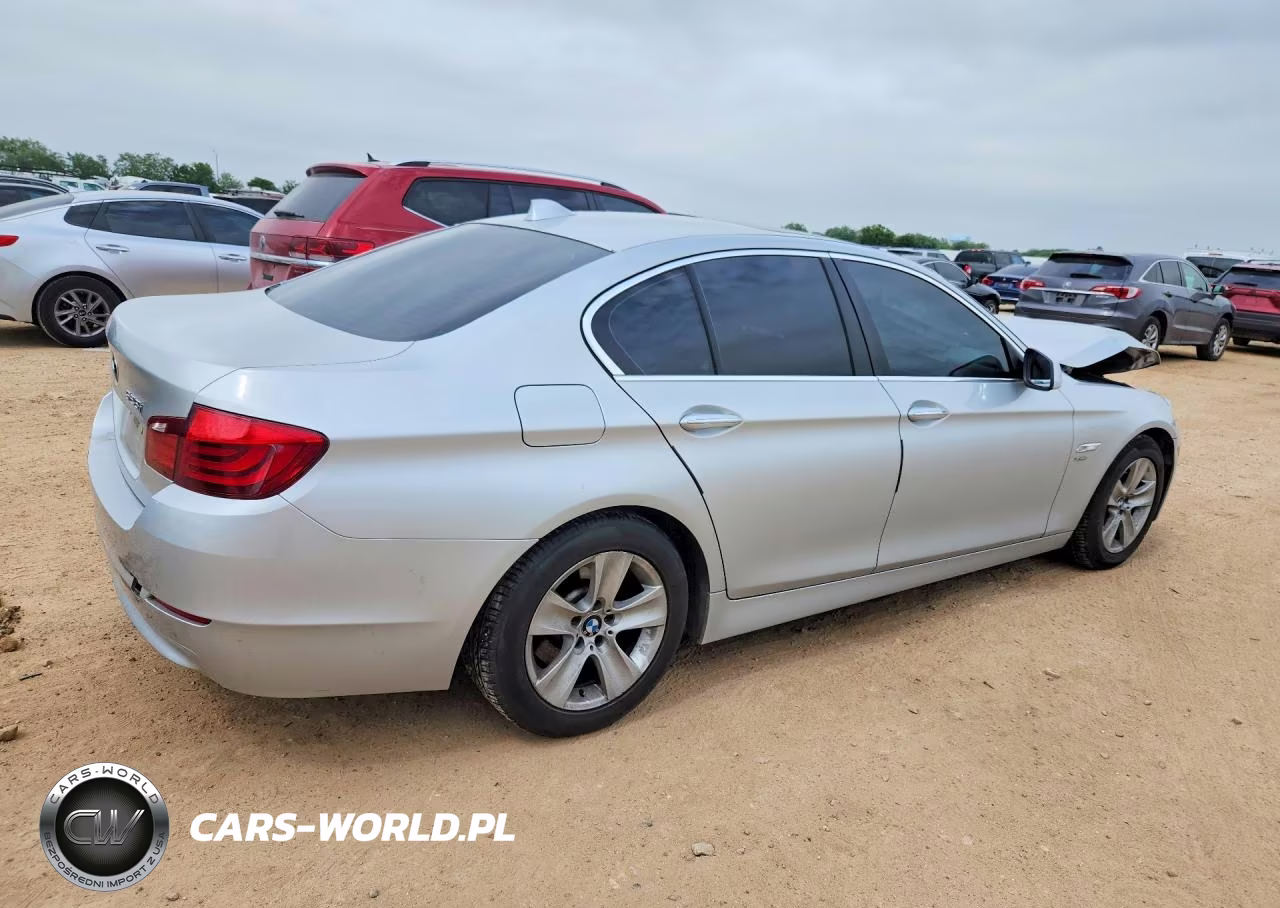 2012 BMW 528 Xi VIN:WBAXH5C52CDW08771 - 3