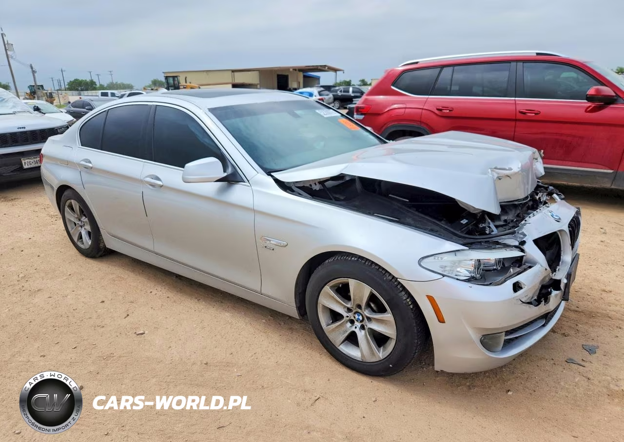 2012 BMW 528 Xi VIN:WBAXH5C52CDW08771 - 4