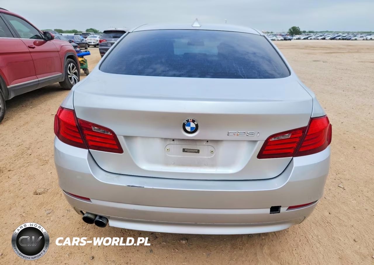 2012 BMW 528 Xi VIN:WBAXH5C52CDW08771 - 6
