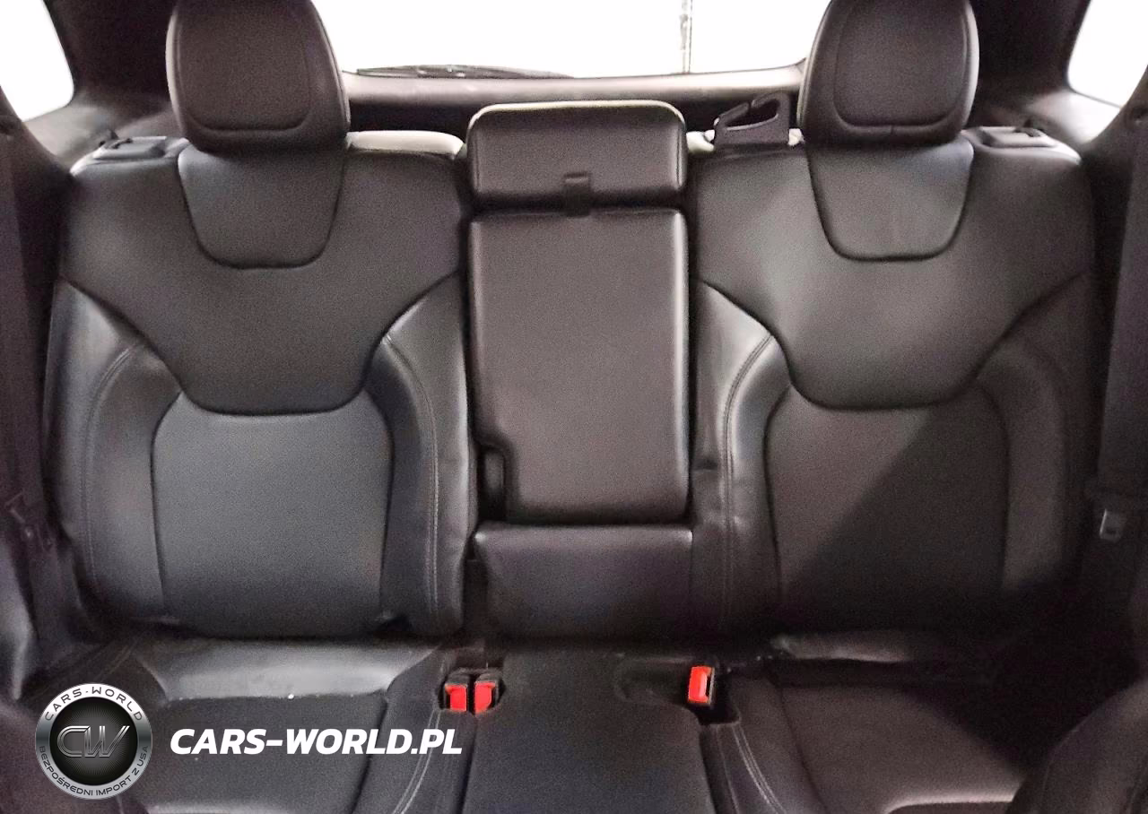 2020 Jeep Cherokee Limited VIN:1C4PJMDN5LD534360 - 10