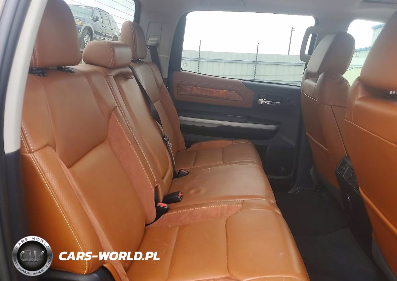 2018 Toyota Tundra 1794 Edition VIN:5TFAW5F17JX763352 - 10