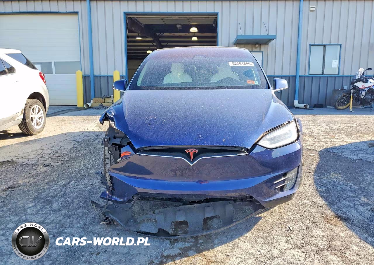 2019 Tesla Model X VIN:5YJXCAE27KF152626 - 5