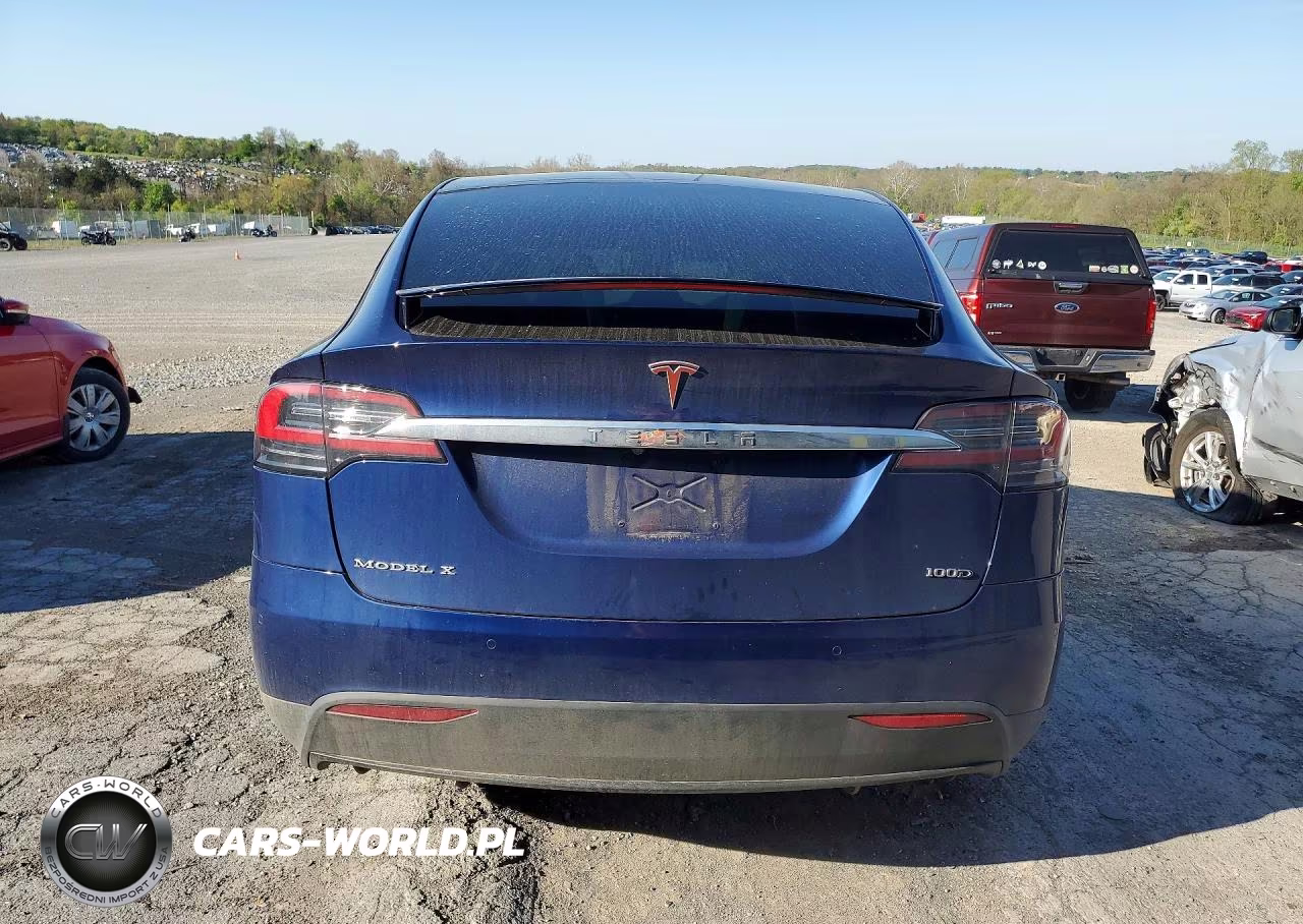 2019 Tesla Model X VIN:5YJXCAE27KF152626 - 6