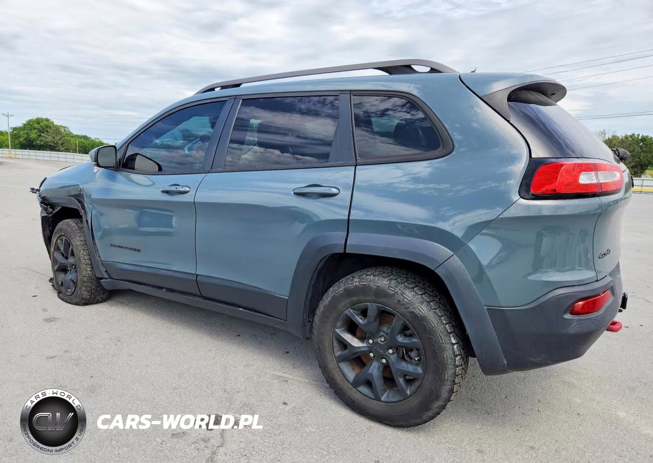 2015 Jeep Cherokee Trailhawk VIN:1C4PJMBS3FW609946 - 2