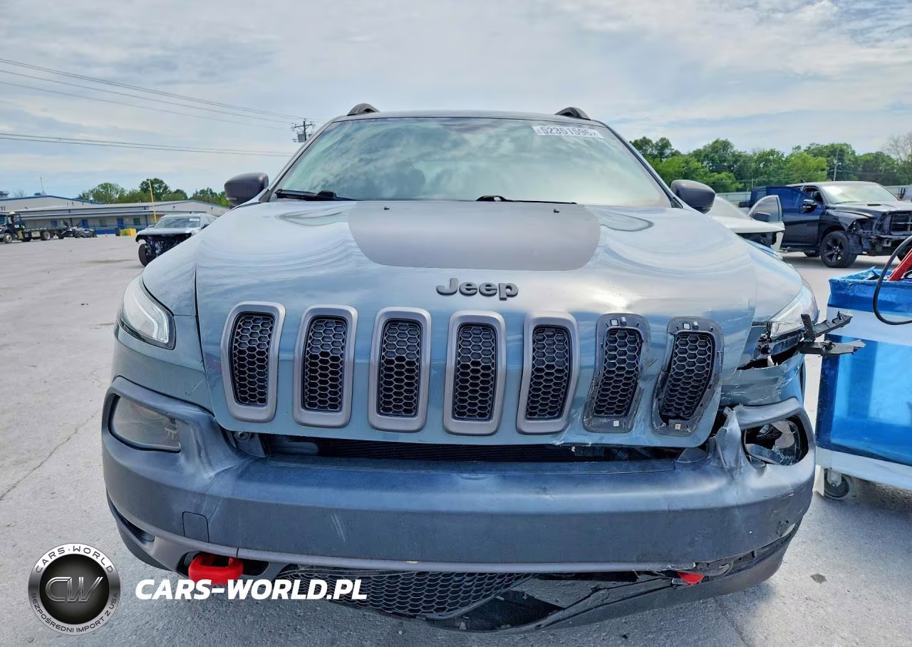 2015 Jeep Cherokee Trailhawk VIN:1C4PJMBS3FW609946 - 5