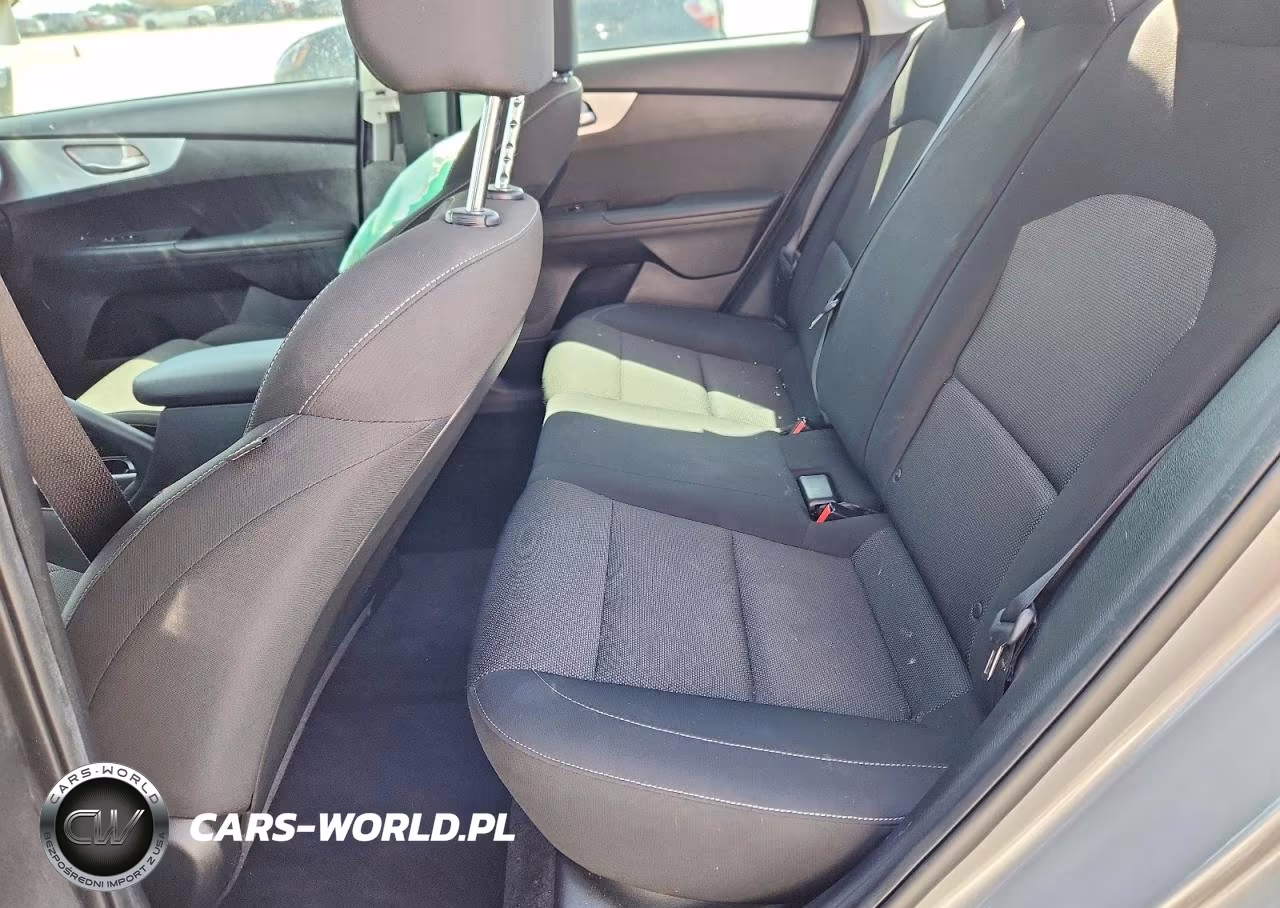 2023 Kia Forte Lxs VIN:3KPF24AD3PE606455 - 10
