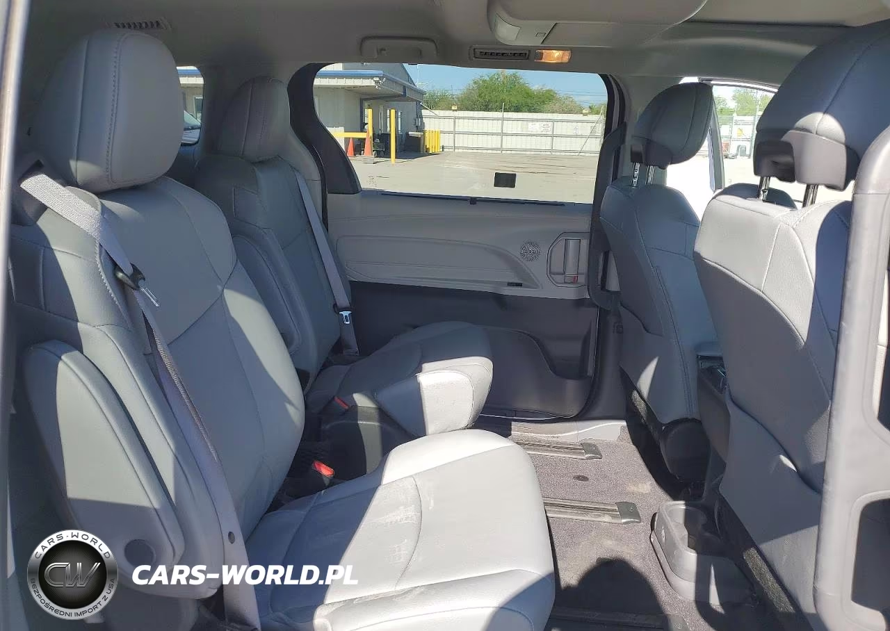2024 Toyota Sienna Xle 7-Passenger VIN:5TDJSKFC4RS132880 - 11