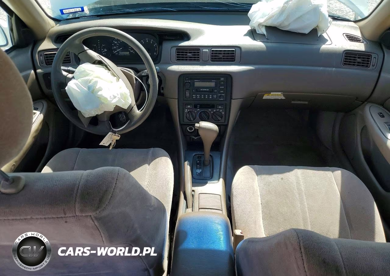 1999 Toyota Camry Le VIN:JT2BG22K6X0277284 - 8