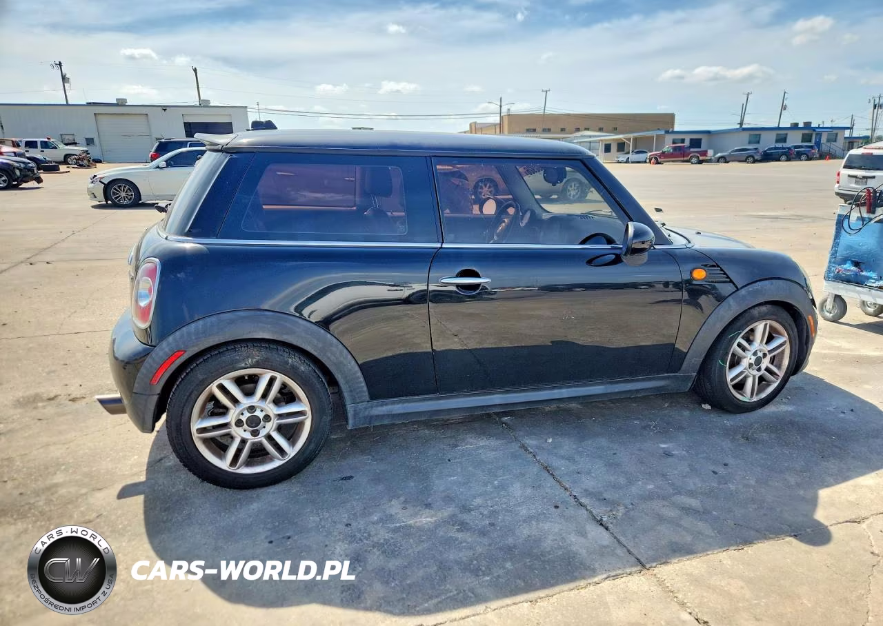 2013 Mini Cooper VIN:WMWSU3C50DT371957 - 3