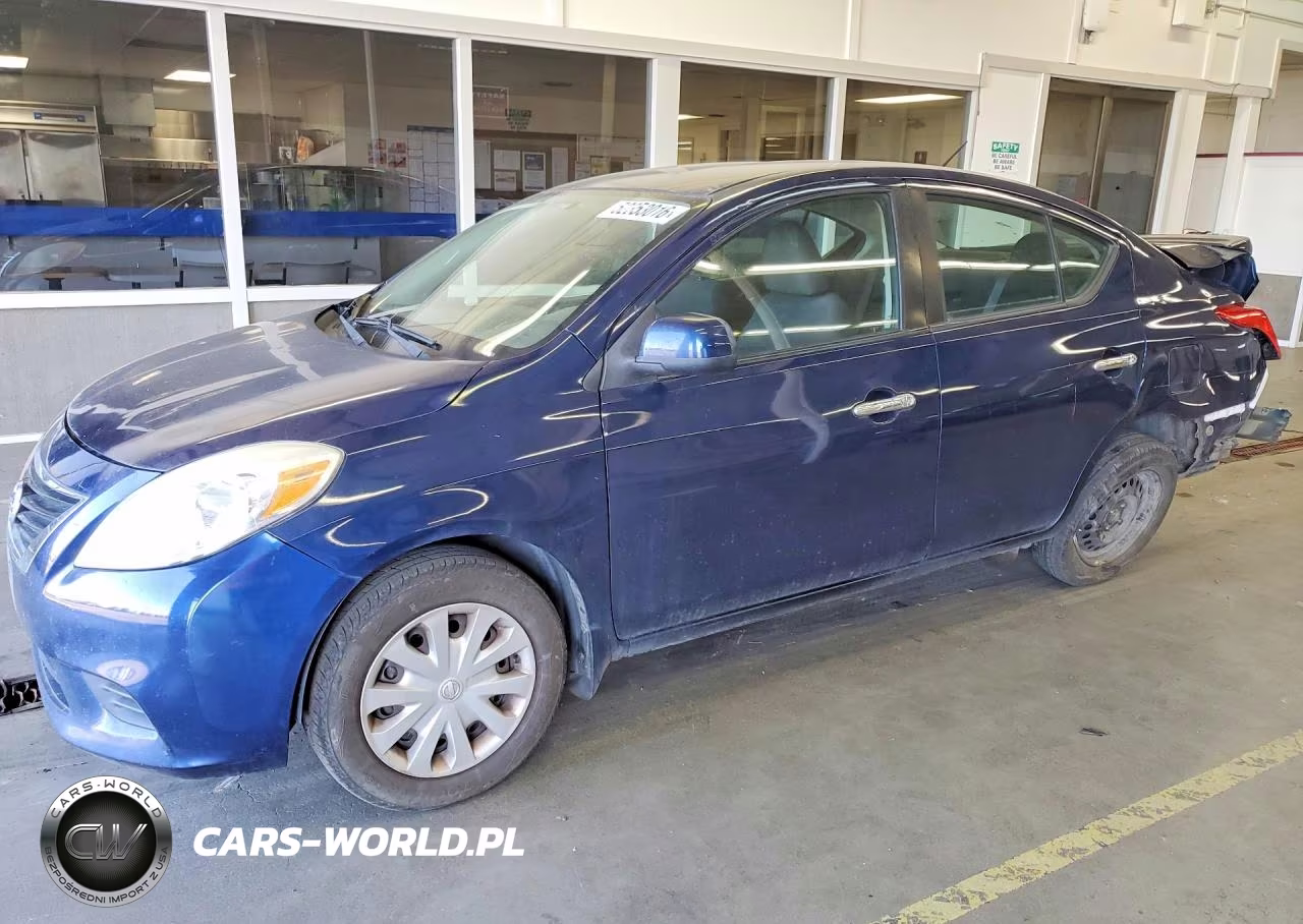 2013 Nissan Versa 1.6 S