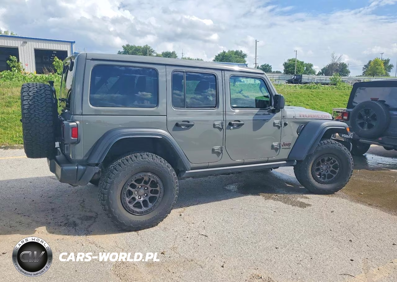 2021 Jeep Wrangler Unlimited Rubicon VIN:1C4JJXFG9MW842675 - 3