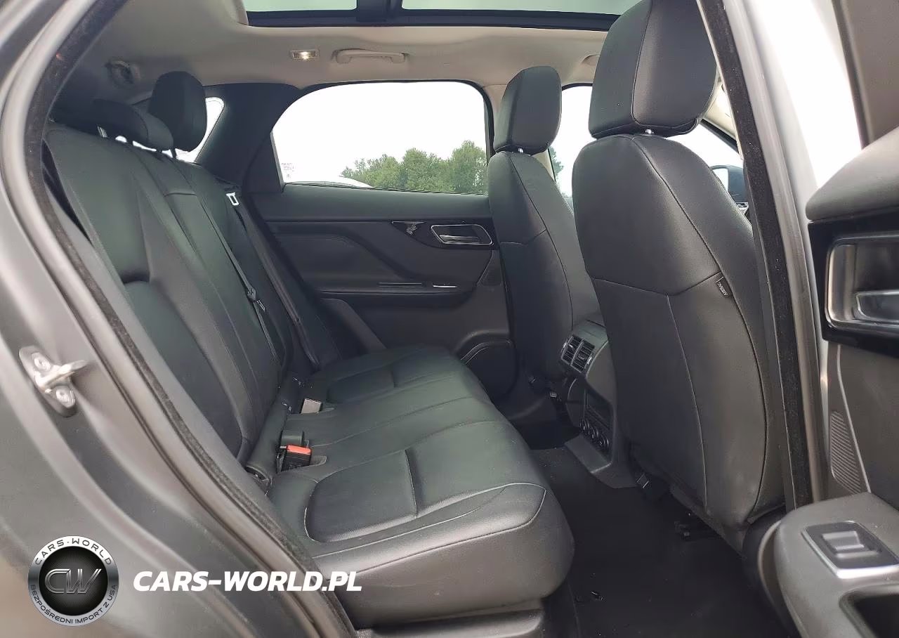 2018 Jaguar F-Pace Premium VIN:SADCJ2GX2JA236903 - 11