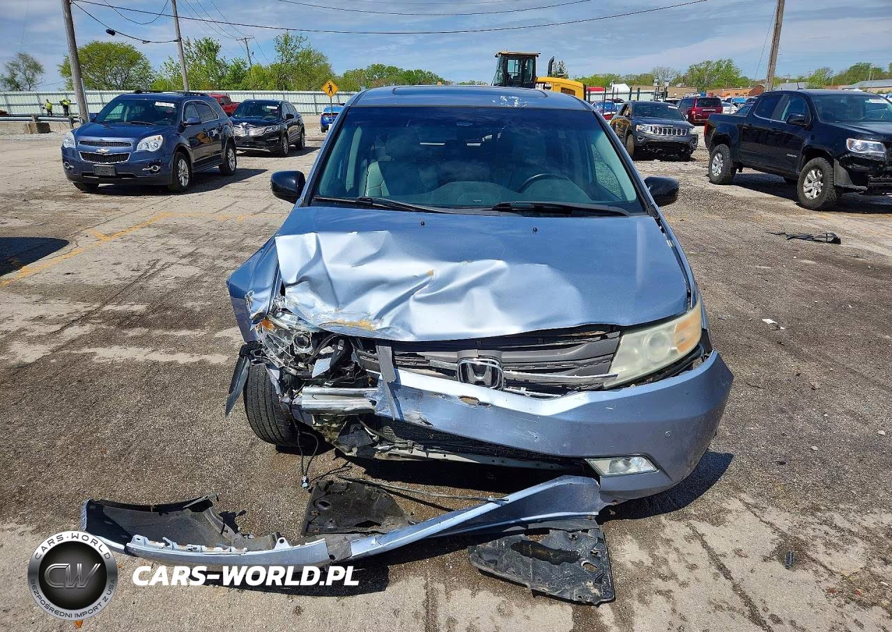2012 Honda Odyssey Touring VIN:5FNRL5H98CB124537 - 5