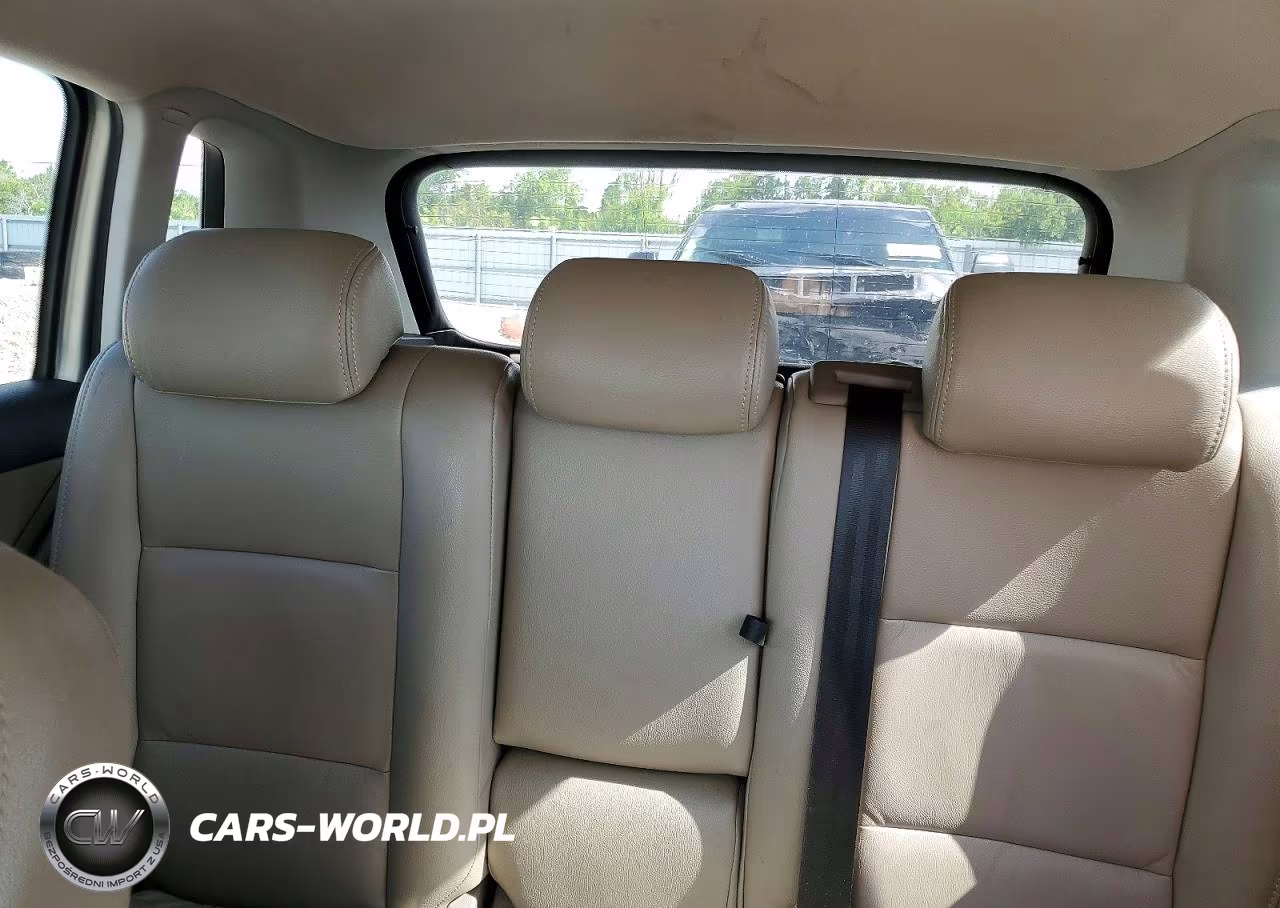 2011 Volkswagen Tiguan S VIN:WVGAV7AX5BW548727 - 10