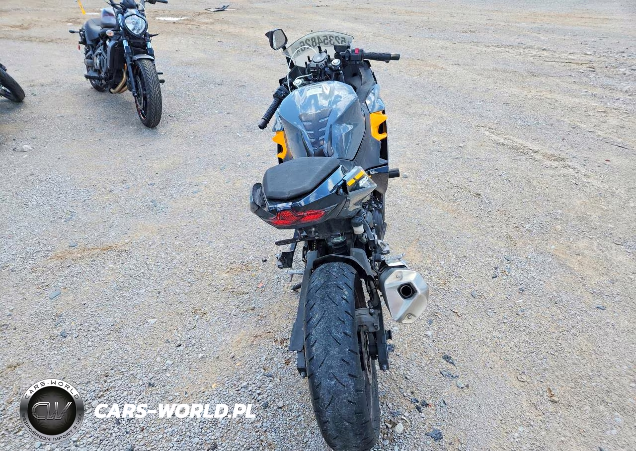 2018 Kawasaki Ex400 VIN:JKAEXKG18JDA02369 - 4