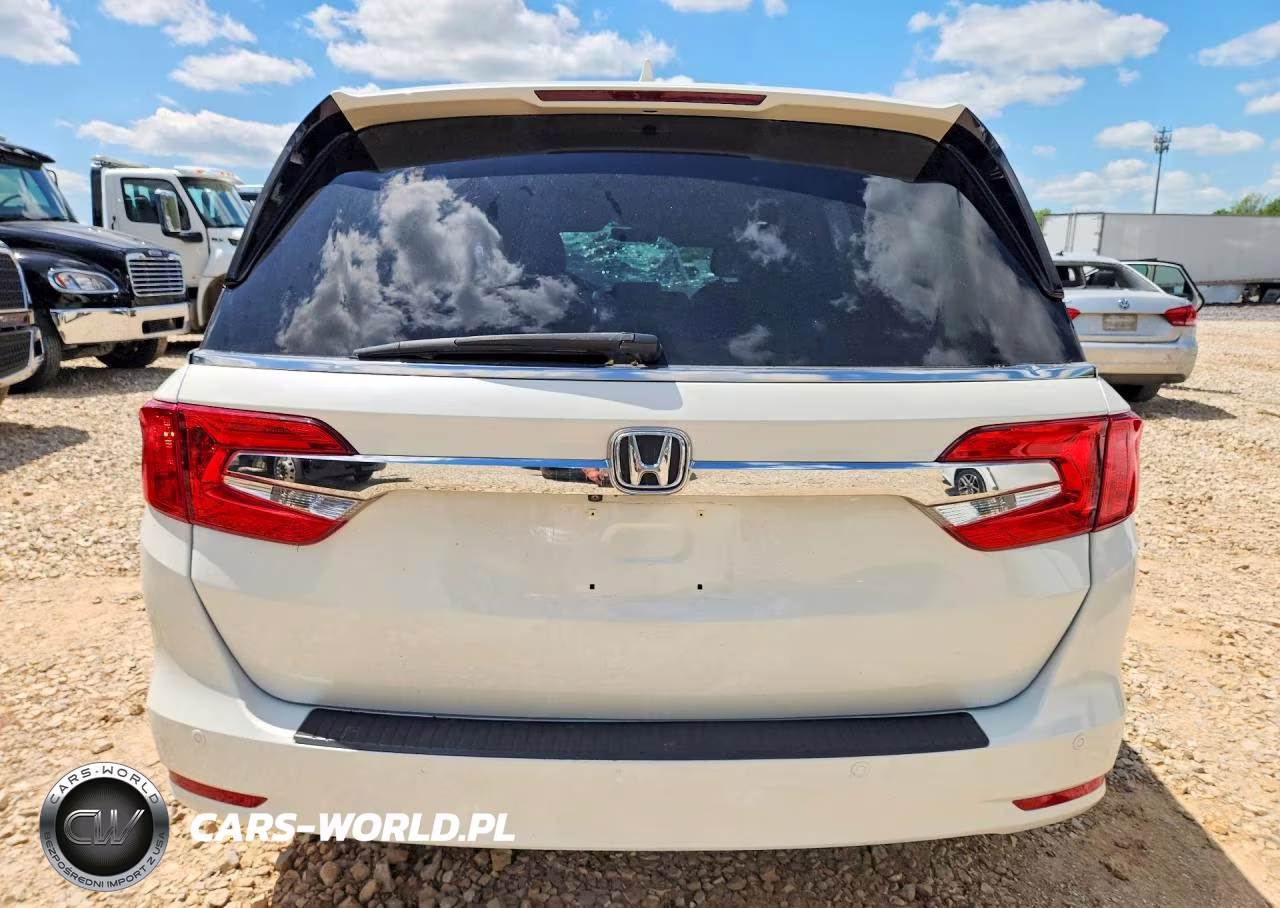 2018 Honda Odyssey Elite VIN:5FNRL6H96JB022642 - 6