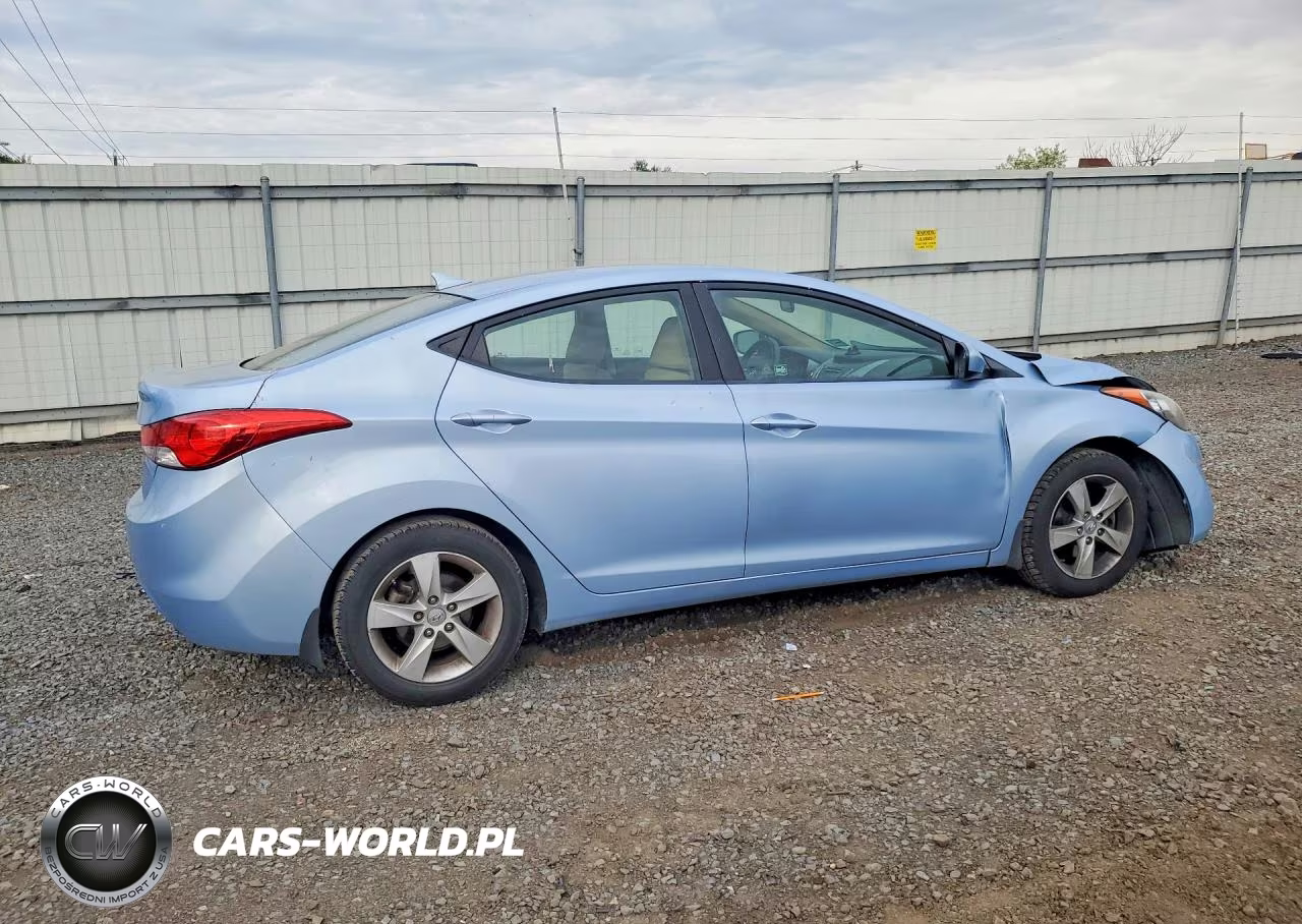 2013 Hyundai Elantra Gls VIN:KMHDH4AE1DU494309 - 3