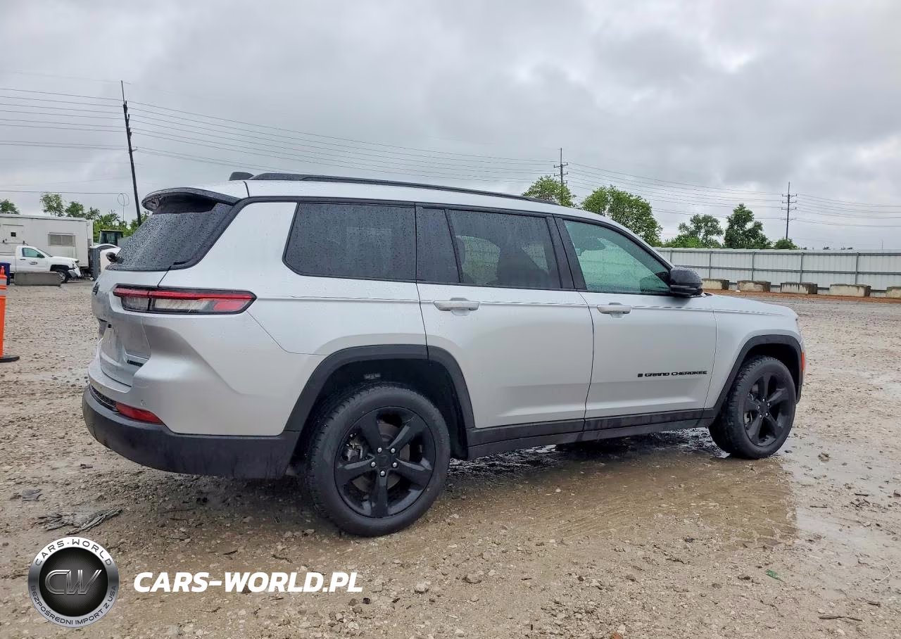 2025 Jeep Grand Cherokee L Limited VIN:1C4RJKBG1S8654844 - 3