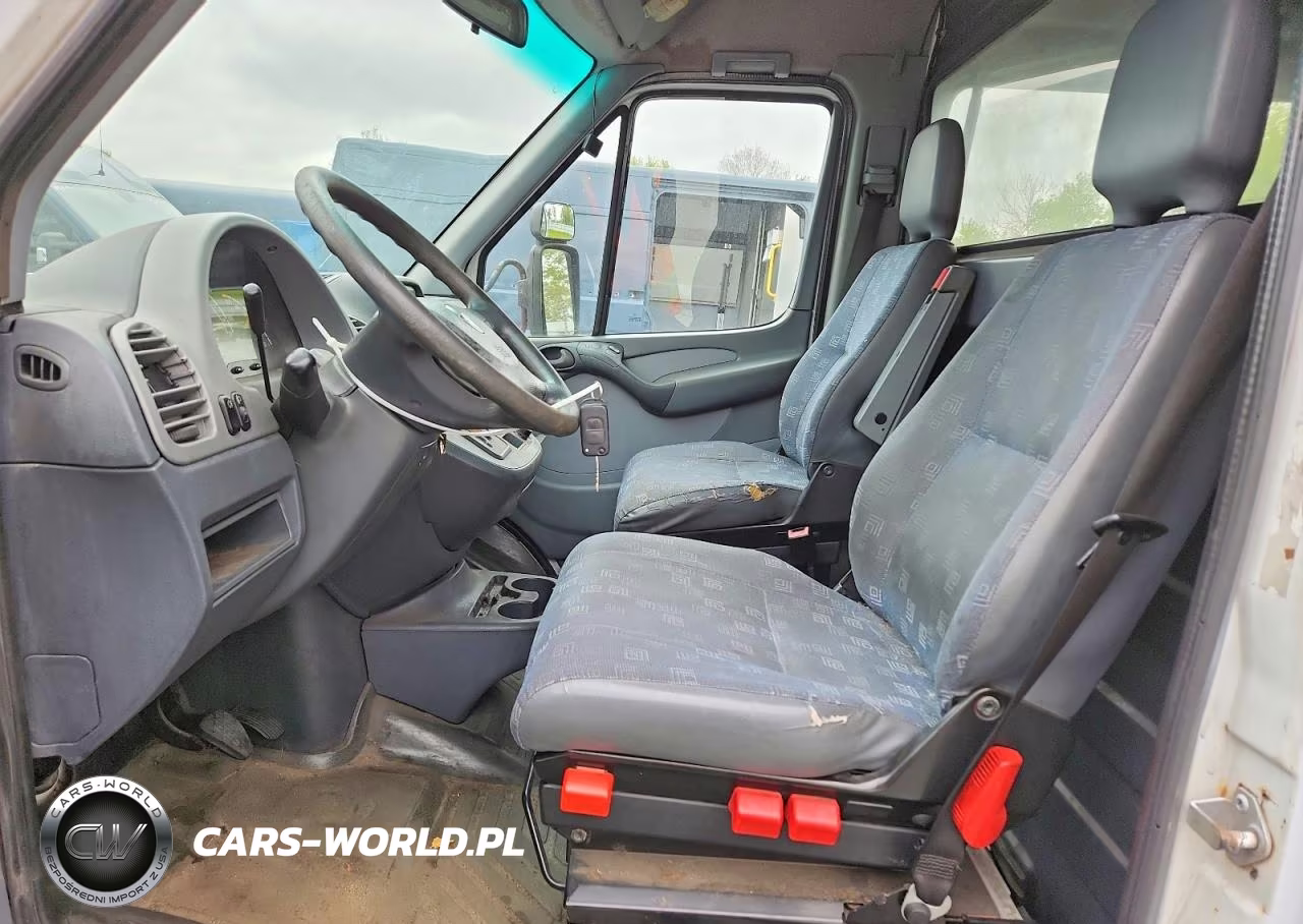2005 Dodge Sprinter 2500 VIN:WD0PD644955785705 - 7