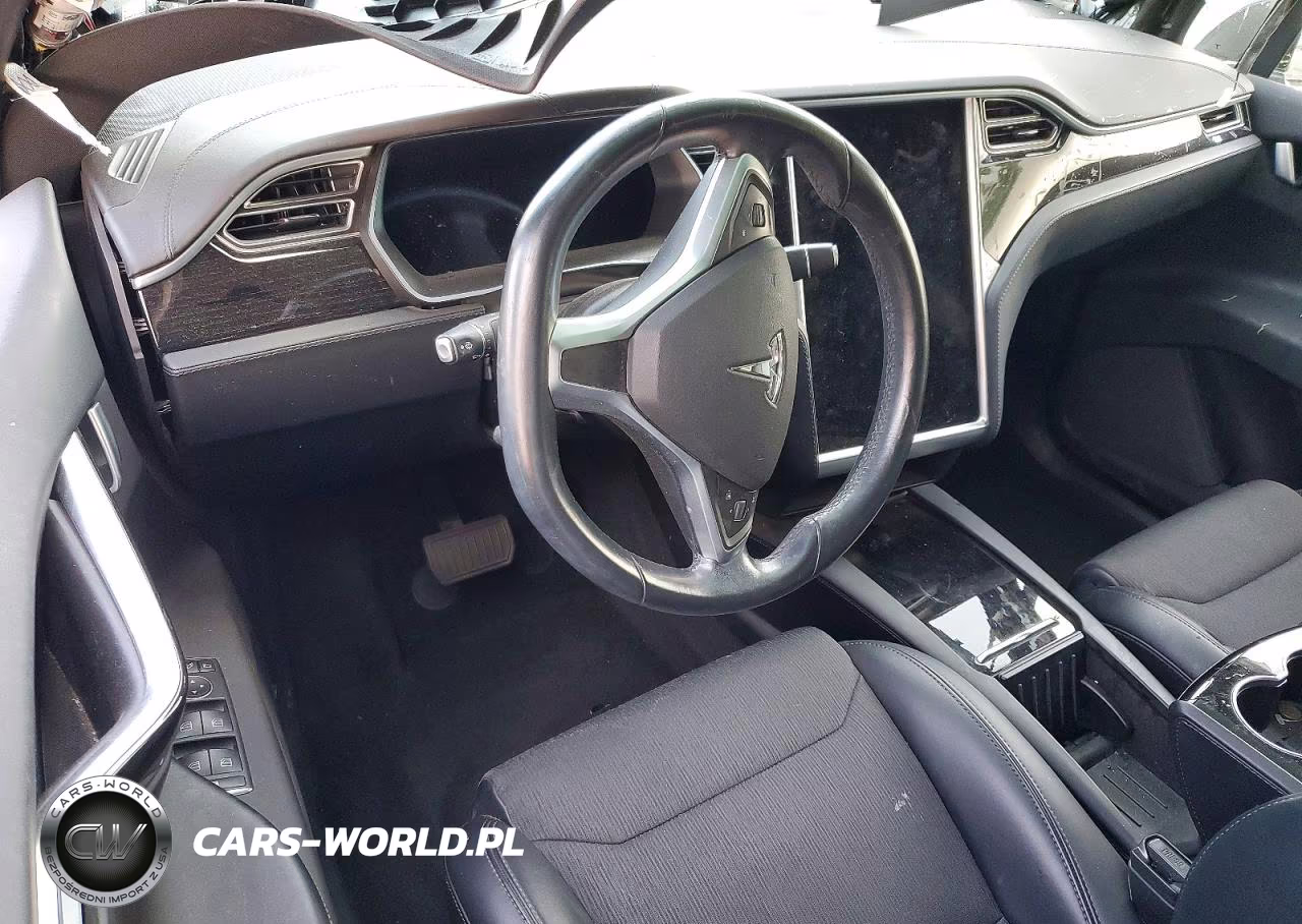 2018 Tesla Model X VIN:5YJXCDE28JF091951 - 8