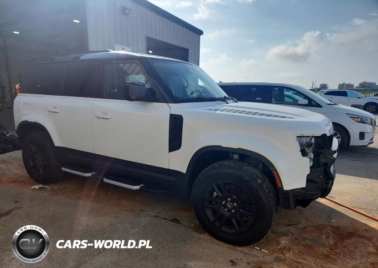 2023 Land Rover Defender 110 S VIN:SALEJ7EX1P2239436 - 4