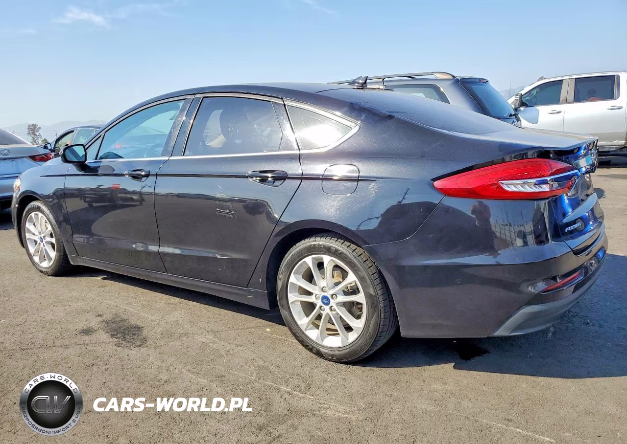 2020 Ford Fusion Se VIN:3FA6P0LUXLR199282 - 2
