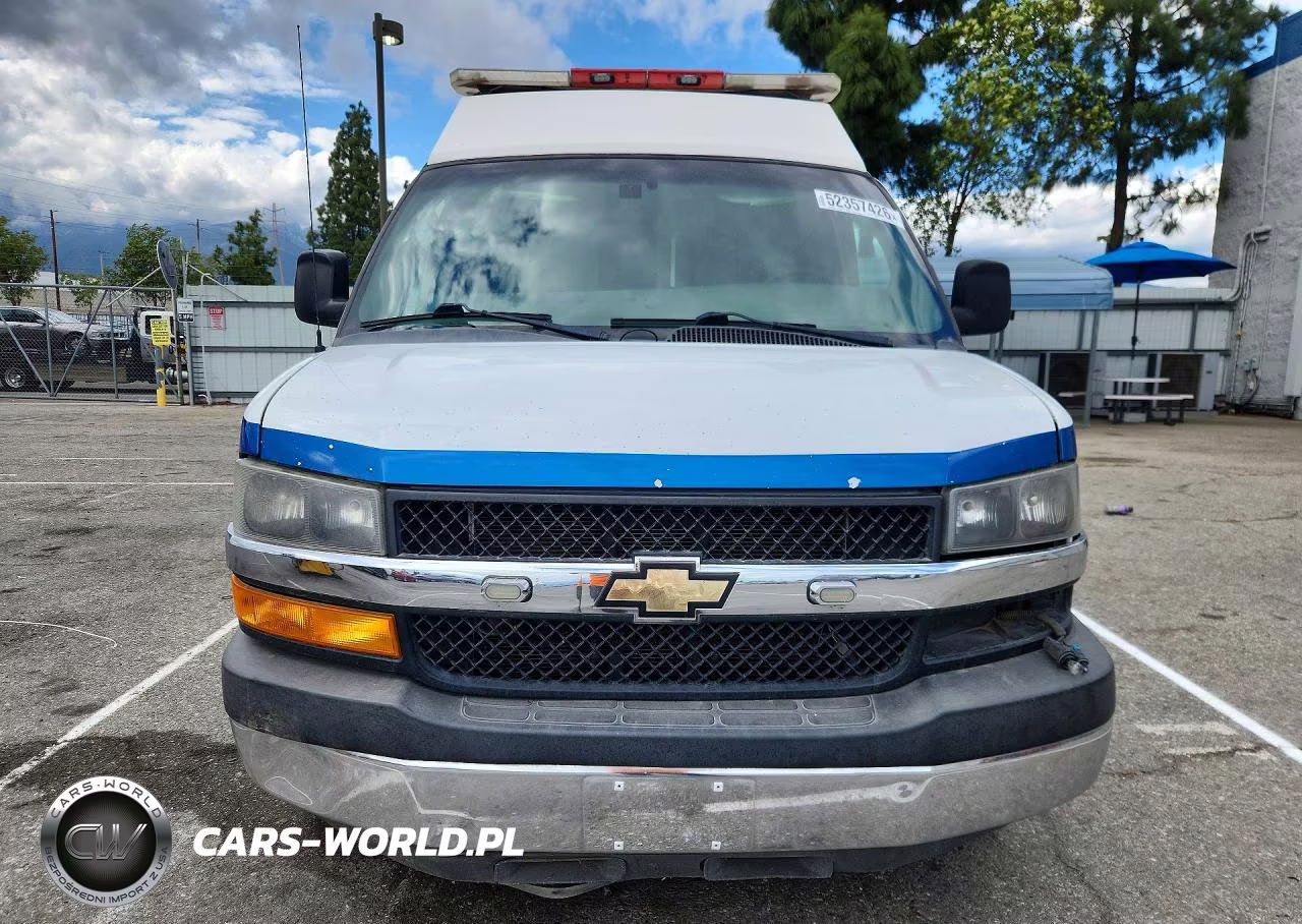 2014 Chevrolet Express G3500 VIN:1GBZGUCL3F1253563 - 5