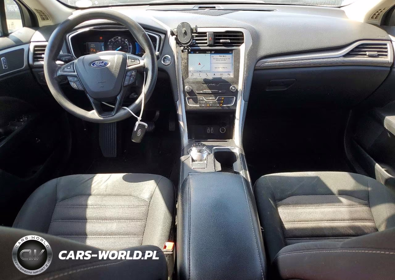 2019 Ford Fusion VIN:3FA6P0LU6KR261615 - 8