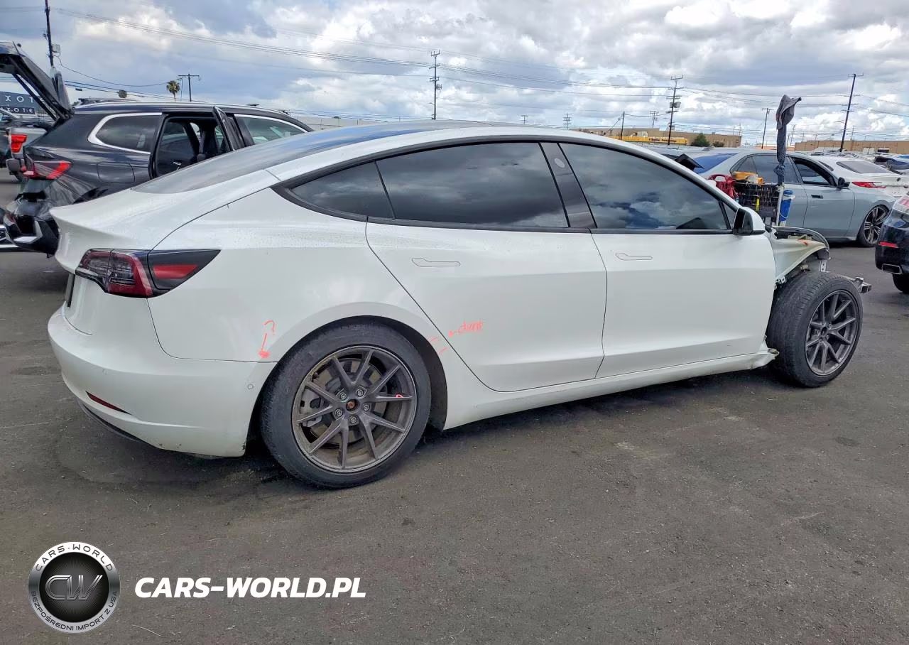 2021 Tesla Model 3 VIN:5YJ3E1EA0MF073222 - 3