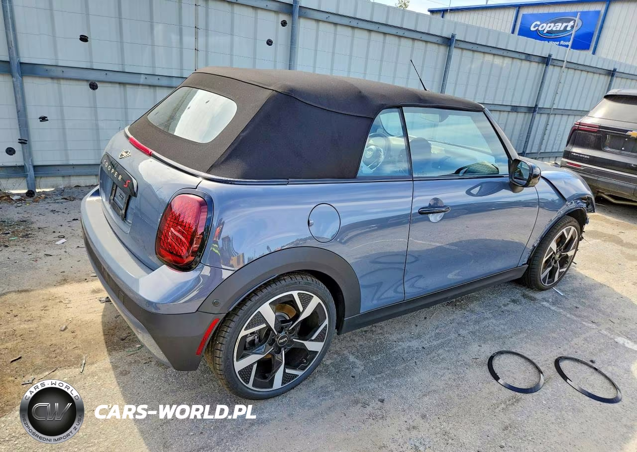 2025 Mini Cooper S VIN:WMW23GX09S2X55053 - 3