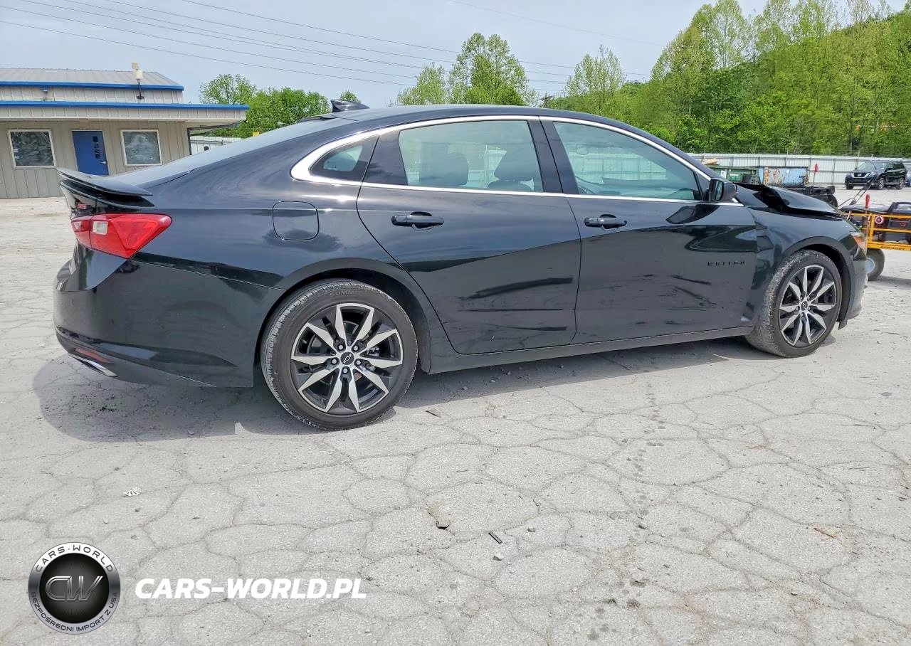 2024 Chevrolet Malibu Rs VIN:1G1ZG5ST8RF246353 - 3