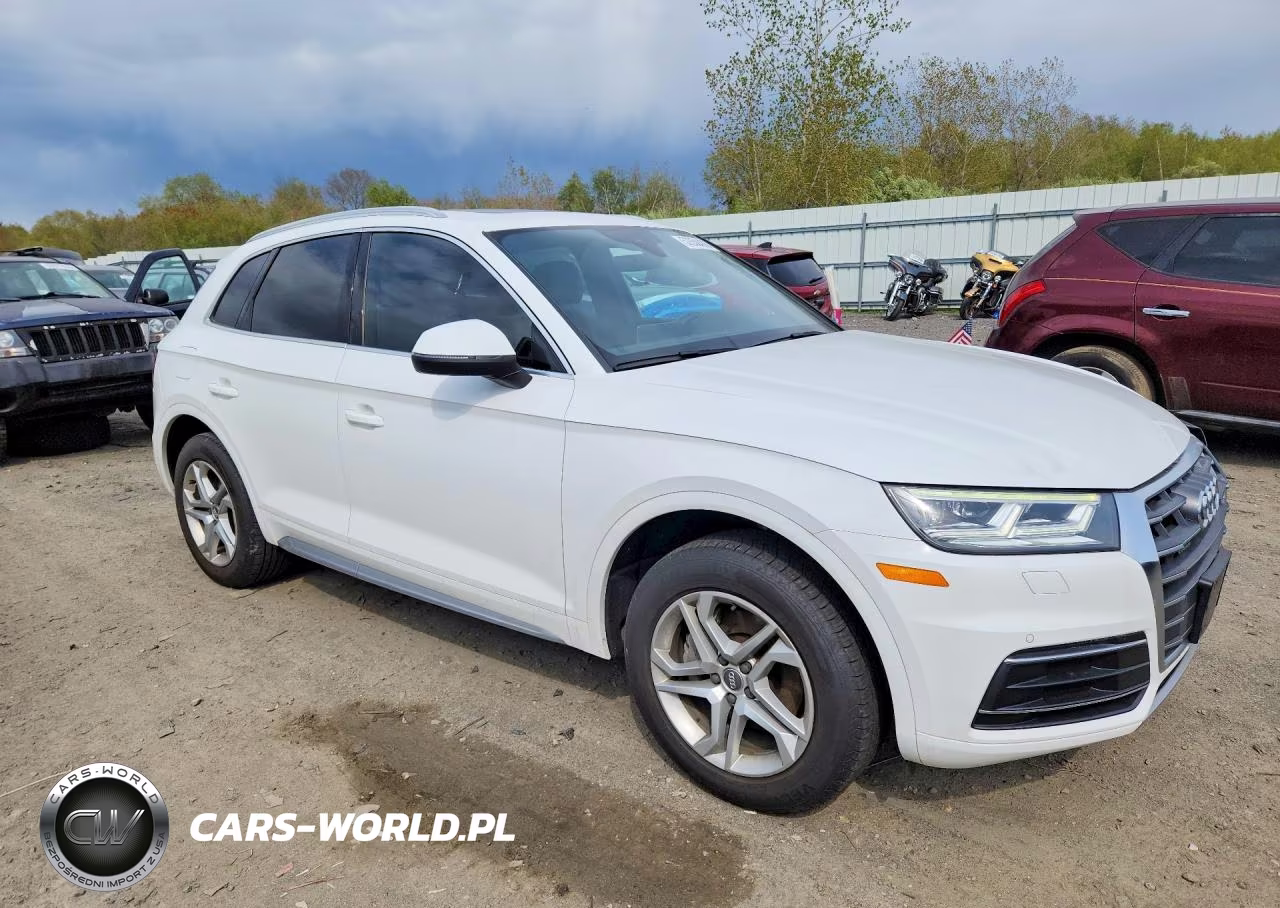 2018 Audi Q5 Premium Plus VIN:WA1BNAFYXJ2223594 - 4