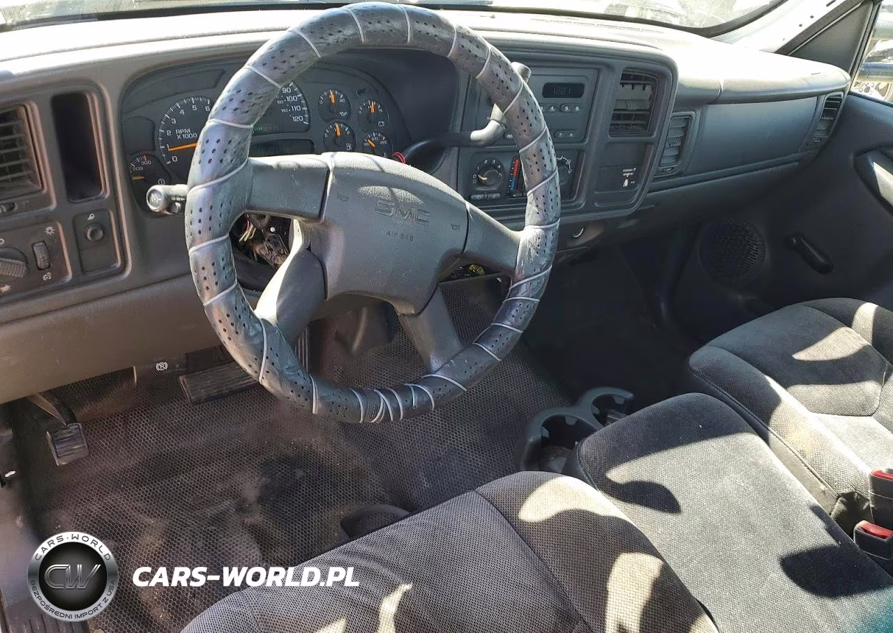2005 GMC 2500 VIN:1GDHC24U05E241470 - 8