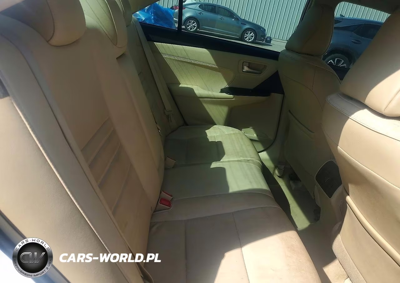 2016 Toyota Camry Xle VIN:4T1BF1FK2GU606517 - 10