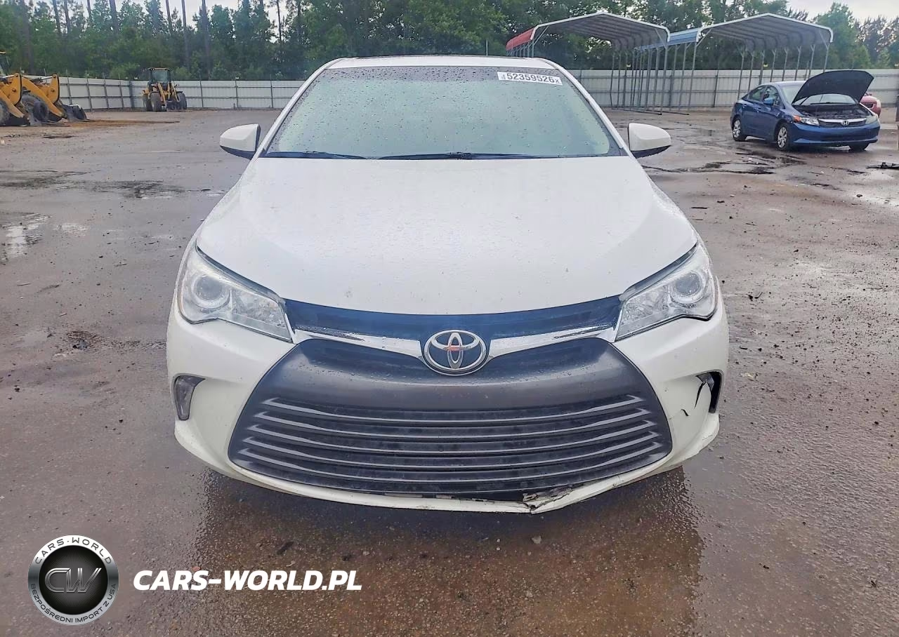 2016 Toyota Camry Xle VIN:4T1BF1FK2GU606517 - 5
